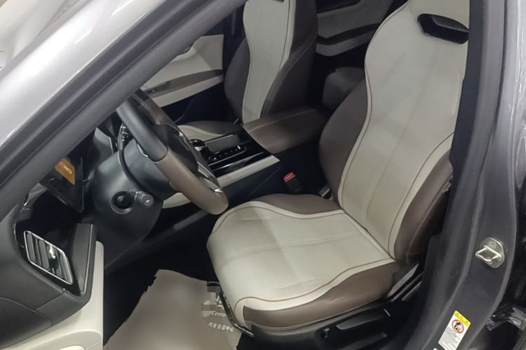 Used BYD Qin PLUS 2024 Honor Edition EV 420KM Leading Model Left Front Seat