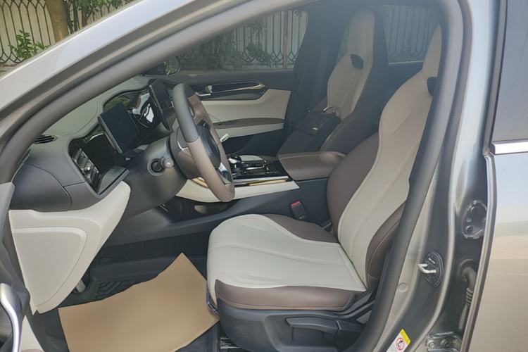 Used BYD Qin PLUS 2024 HONOR Edition DM-i 55KM Leading Model Left Front Seat