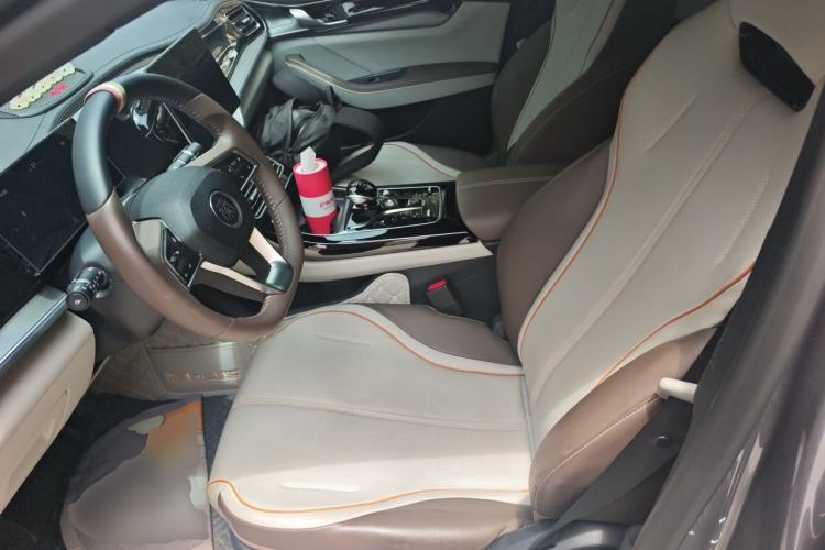 Used BYD Qin PLUS 2024 HONOR Edition DM-i 120KM Leading Model Left Front Seat