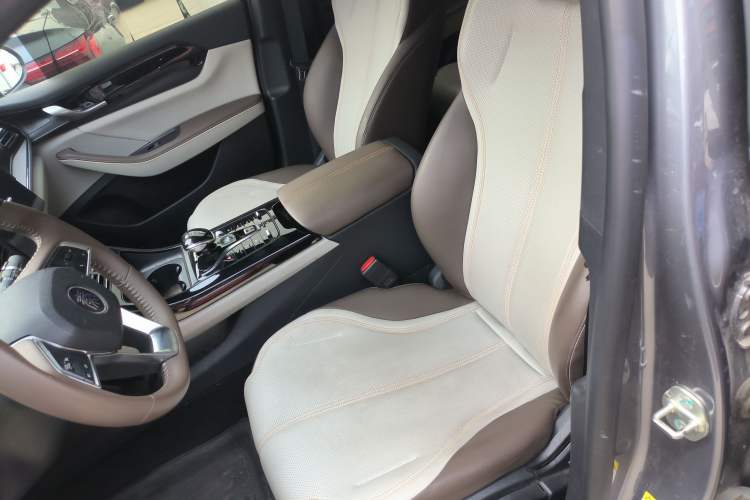Used BYD Qin PLUS 2024 HONOR Edition DM-i 55KM Leading Model Left Front Seat