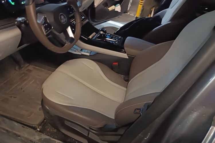 Used BYD Qin PLUS 2024 HONOR Edition DM-i 55KM Leading Model Left Front Seat