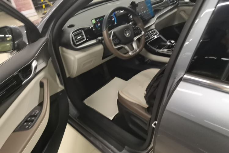 Used BYD Qin PLUS 2024 Honor Edition EV 510KM Leading Model Left Front Seat
