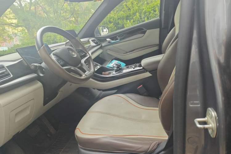 Used BYD Qin PLUS 2024 Honor Edition EV 420KM Beyond Model Left Front Seat