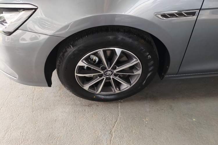 Used BYD Qin PLUS 2024 HONOR Edition DM-i 55KM Leading Model Left Front Wheel Hub