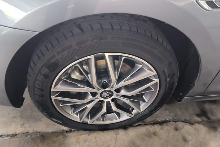 Used BYD Qin PLUS 2024 Honor Edition EV 510KM Leading Model Left Front Wheel Hub