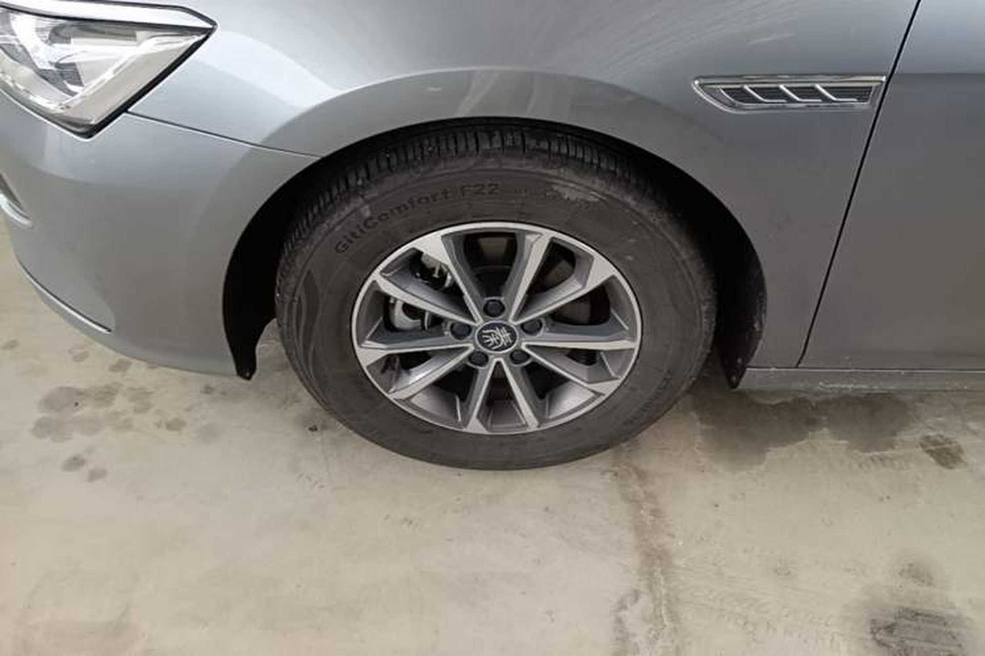 Used BYD Qin PLUS 2024 HONOR Edition DM-i 55KM Leading Model Left Front Wheel Hub