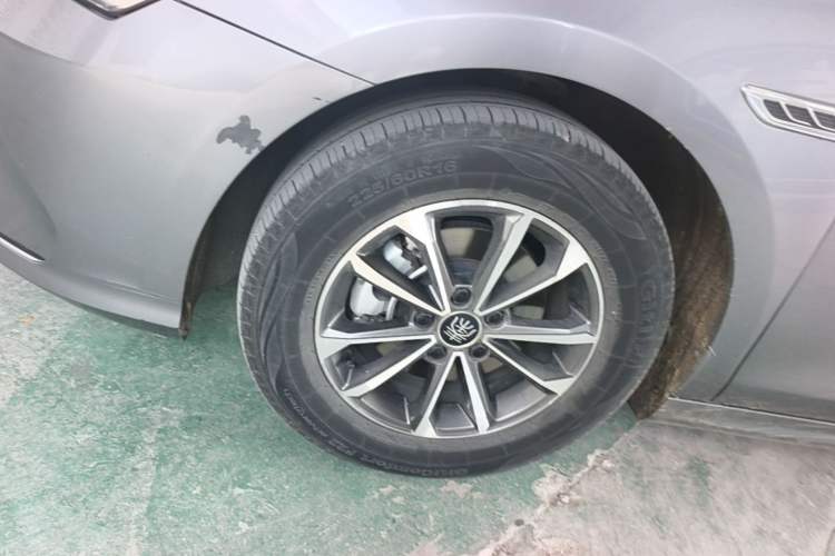 Used BYD Qin PLUS 2024 HONOR Edition DM-i 55KM Leading Model Left Front Wheel Hub