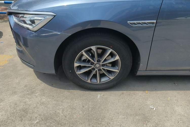 Used BYD Qin PLUS 2024 HONOR Edition DM-i 55KM Leading Model Left Front Wheel Hub