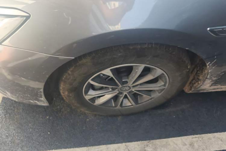 Used BYD Qin PLUS 2024 HONOR Edition DM-i 55KM Leading Model Left Front Wheel Hub