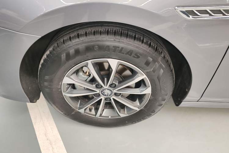 Used BYD Qin PLUS 2024 HONOR Edition DM-i 55KM Leading Model Left Front Wheel Hub