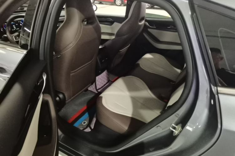 Used BYD Qin PLUS 2024 HONOR Edition DM-i 55KM Leading Model Left Rear Seat