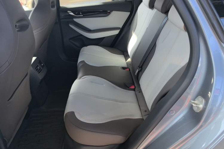 Used BYD Qin PLUS 2024 HONOR Edition DM-i 55KM Leading Model Left Rear Seat