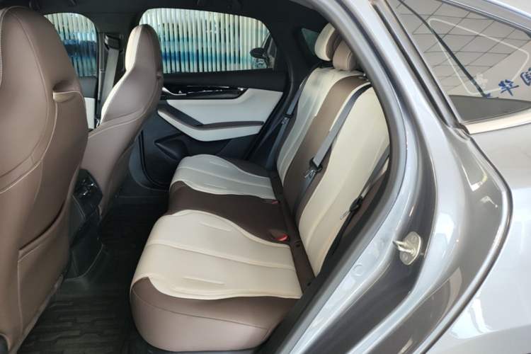 Used BYD Qin PLUS 2024 HONOR Edition DM-i 55KM Leading Model Left Rear Seat