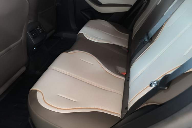 Used BYD Qin PLUS 2024 HONOR Edition DM-i 120KM Leading Model Left Rear Seat