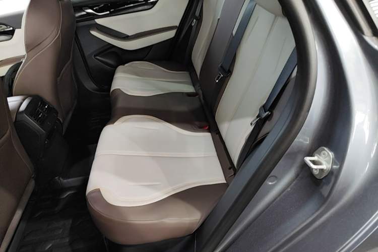 Used BYD Qin PLUS 2024 HONOR Edition DM-i 55KM Leading Model Left Rear Seat
