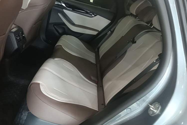 Used BYD Qin PLUS 2024 HONOR Edition DM-i 55KM Leading Model Left Rear Seat