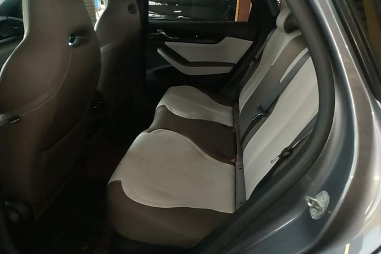Used BYD Qin PLUS 2024 HONOR Edition DM-i 55KM Leading Model Left Rear Seat