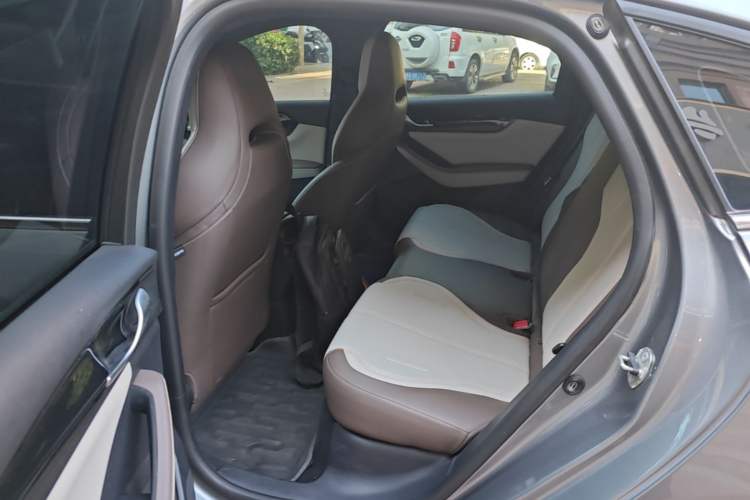Used BYD Qin PLUS 2024 HONOR Edition DM-i 55KM Leading Model Left Rear Seat