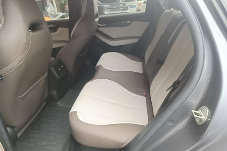 Used BYD Qin PLUS 2024 HONOR Edition DM-i 55KM Leading Model Left Rear Seat