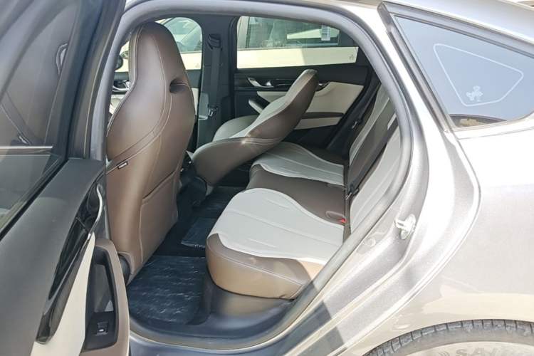 Used BYD Qin PLUS 2024 HONOR Edition DM-i 55KM Leading Model Left Rear Seat