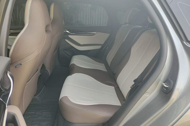Used BYD Qin PLUS 2024 HONOR Edition DM-i 55KM Leading Model Left Rear Seat
