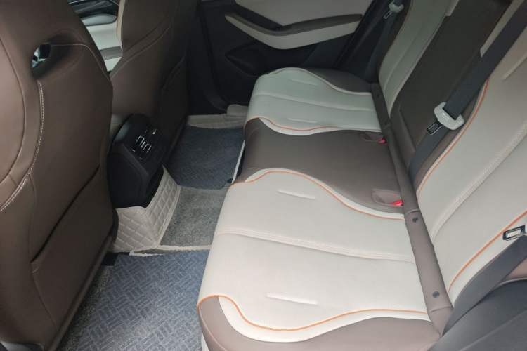 Used BYD Qin PLUS 2024 HONOR Edition DM-i 120KM Leading Model Left Rear Seat