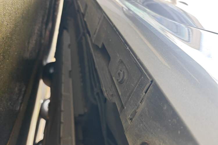 Used BYD Qin PLUS 2024 HONOR Edition DM-i 55KM Leading Model Left Side Sill