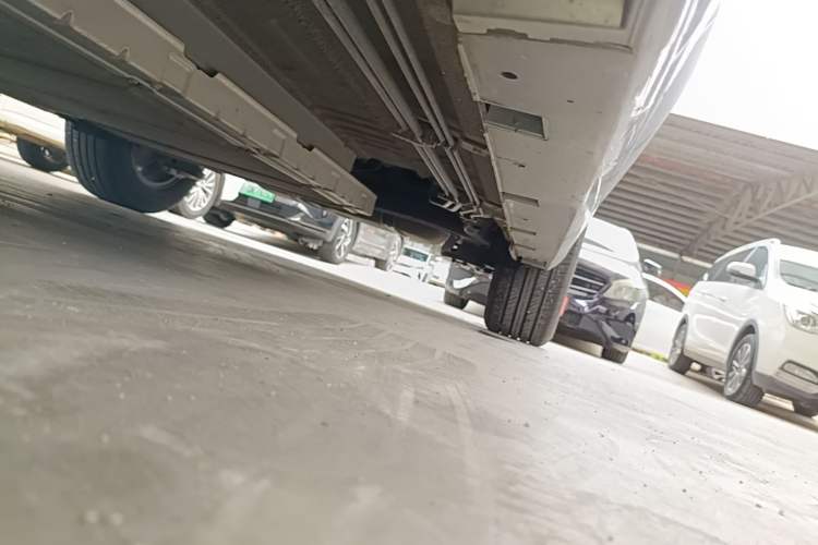 Used BYD Qin PLUS 2024 HONOR Edition DM-i 55KM Leading Model Left Side Sill