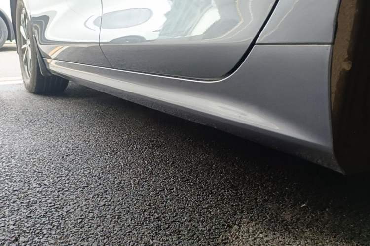 Used BYD Qin PLUS 2024 HONOR Edition DM-i 55KM Leading Model Left Side Sill