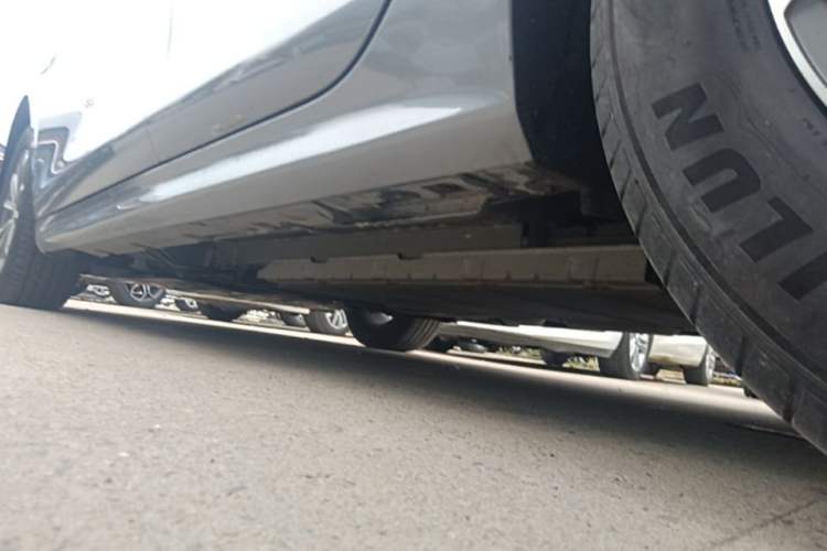 Used BYD Qin PLUS 2024 HONOR Edition DM-i 55KM Leading Model Left Side Sill