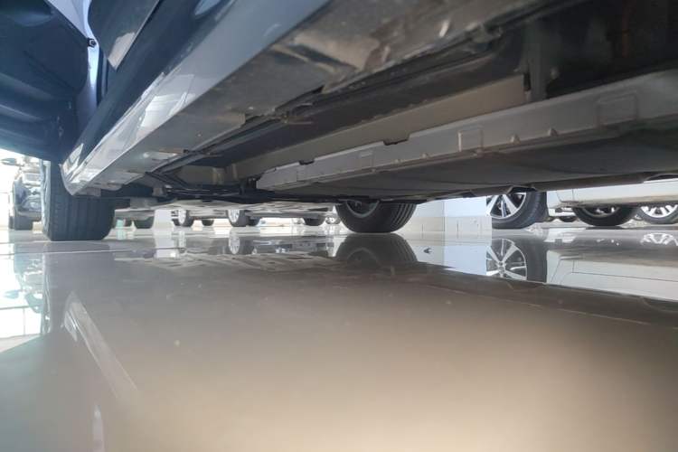 Used BYD Qin PLUS 2024 HONOR Edition DM-i 55KM Leading Model Left Side Sill