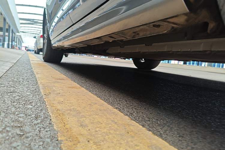 Used BYD Qin PLUS 2024 HONOR Edition DM-i 55KM Leading Model Left Side Sill