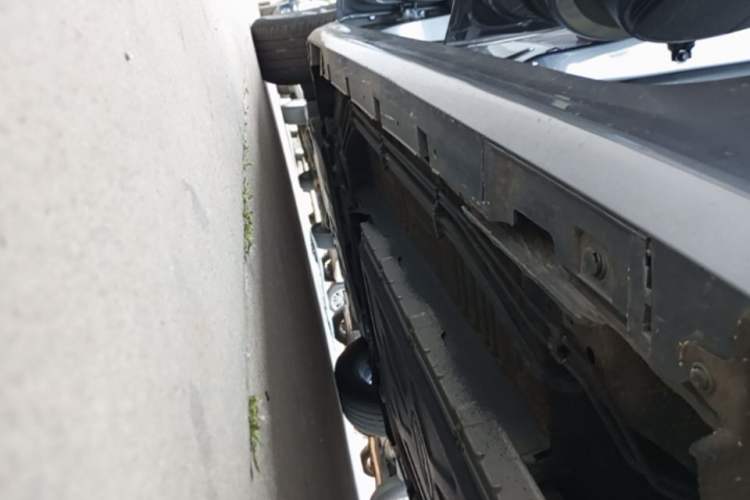 Used BYD Qin PLUS 2024 HONOR Edition DM-i 55KM Leading Model Left Side Sill