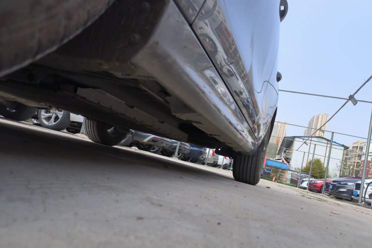 Used BYD Qin PLUS 2024 HONOR Edition DM-i 55KM Leading Model Left Side Sill