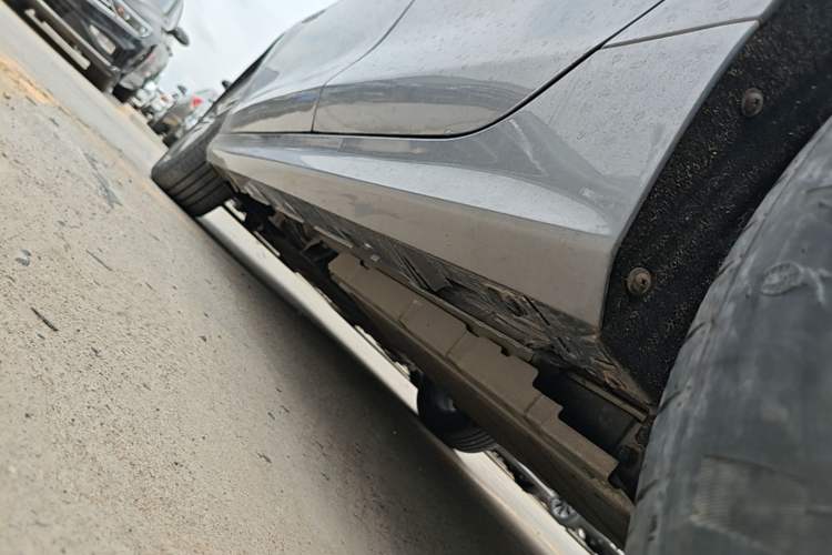 Used BYD Qin PLUS 2024 HONOR Edition DM-i 120KM Leading Model Left Side Sill