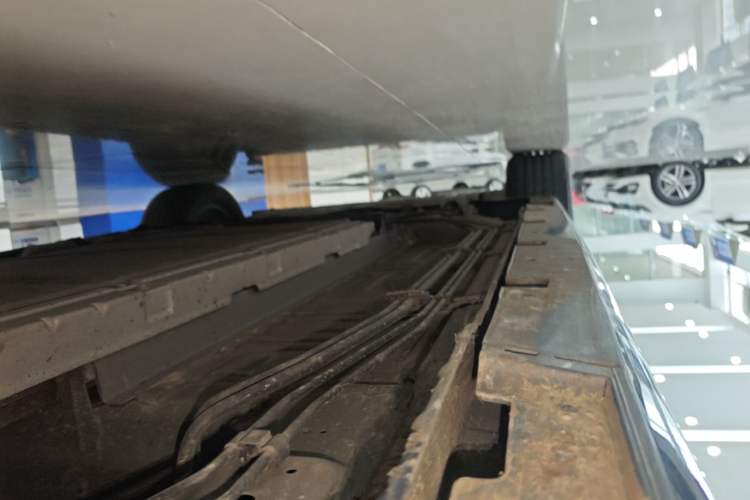 Used BYD Qin PLUS 2024 HONOR Edition DM-i 55KM Leading Model Left Side Sill