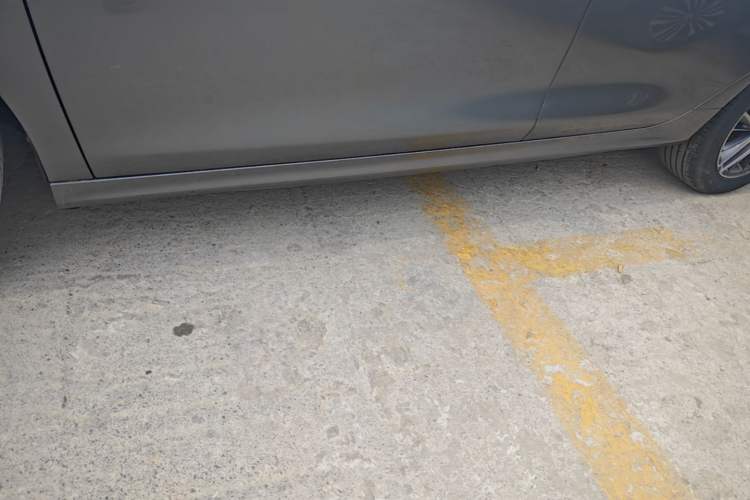 Used BYD Qin PLUS 2024 Honor Edition EV 420KM Beyond Model Left Side Sill