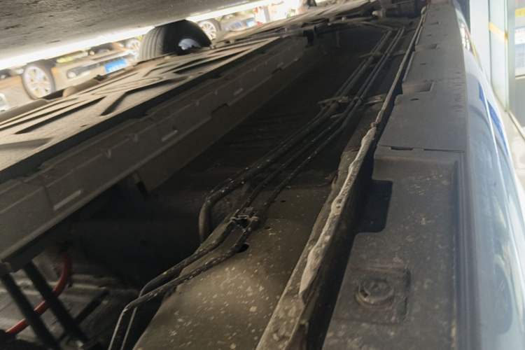 Used BYD Qin PLUS 2024 HONOR Edition DM-i 55KM Leading Model Left Side Sill