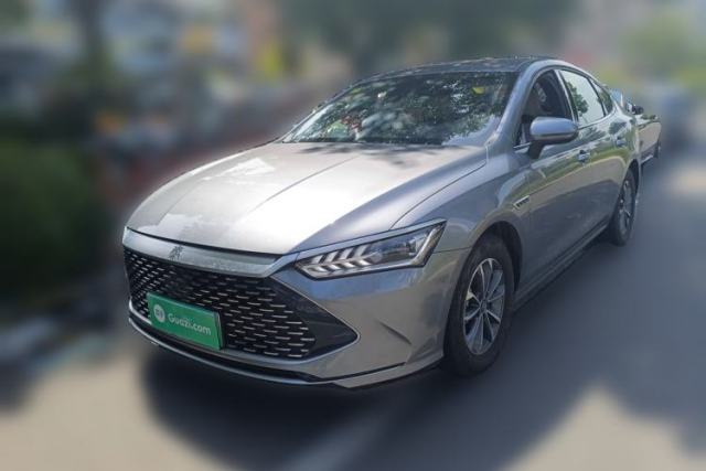 Używany BYD Qin PLUS 2024 HONOR Edition DM-i 55KM Leading Model