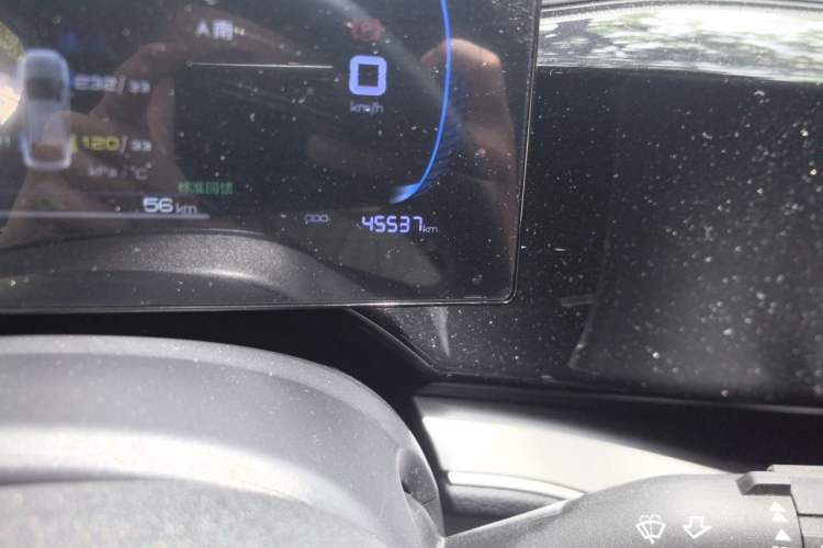 Used BYD Qin PLUS 2024 Honor Edition EV 510KM Excellence Model Odometer Close Up