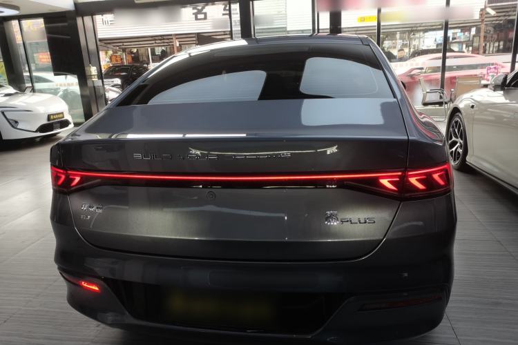 Used BYD Qin PLUS 2024 Honor Edition EV 510KM Beyond Model Rear