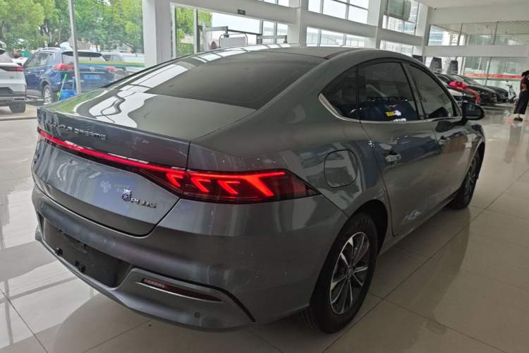 Used BYD Qin PLUS 2024 HONOR Edition DM-i 55KM Leading Model Rear Right 45 Deg