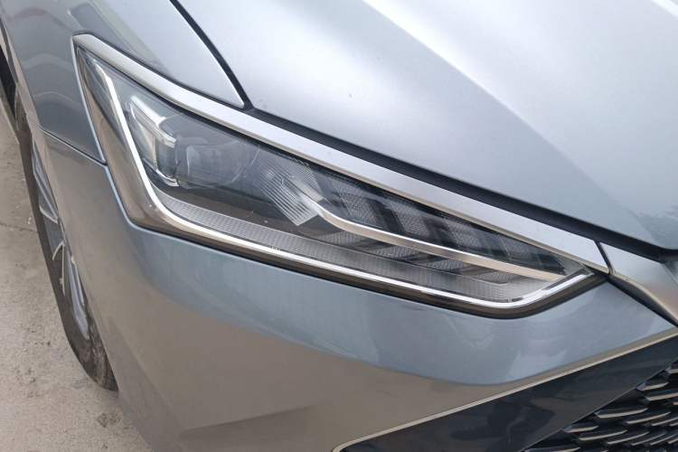 Used BYD Qin PLUS 2024 HONOR Edition DM-i 55KM Leading Model Right Front Headlight