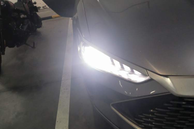 Used BYD Qin PLUS 2024 HONOR Edition DM-i 55KM Leading Model Right Front Headlight