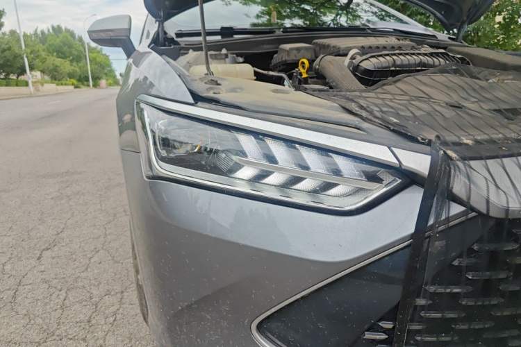 Used BYD Qin PLUS 2024 HONOR Edition DM-i 55KM Leading Model Right Front Headlight
