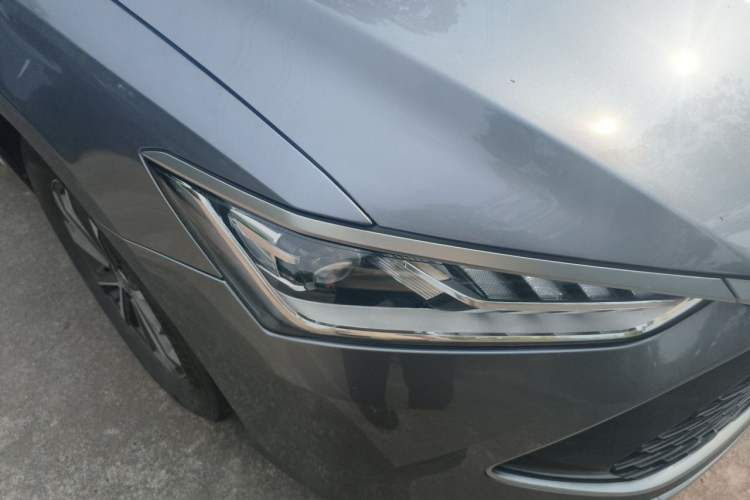 Used BYD Qin PLUS 2024 HONOR Edition DM-i 55KM Leading Model Right Front Headlight