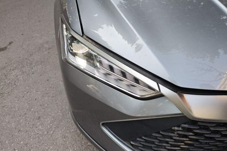Used BYD Qin PLUS 2024 HONOR Edition DM-i 55KM Leading Model Right Front Headlight