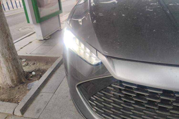 Used BYD Qin PLUS 2024 HONOR Edition DM-i 55KM Leading Model Right Front Headlight