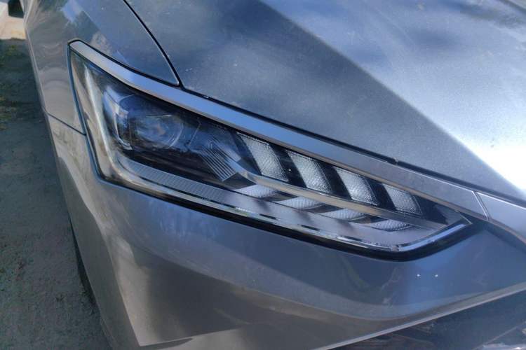 Used BYD Qin PLUS 2024 HONOR Edition DM-i 55KM Leading Model Right Front Headlight