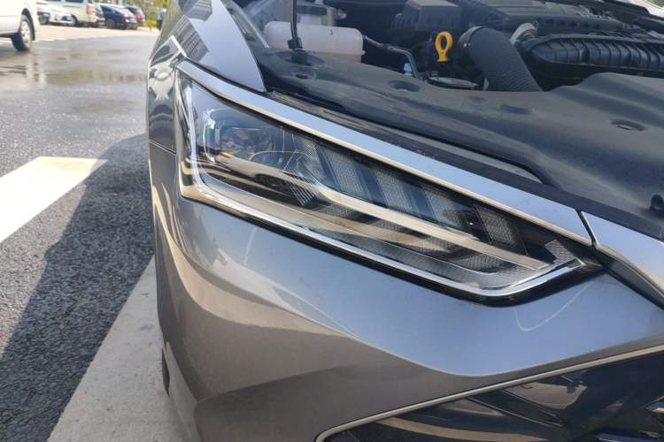 Used BYD Qin PLUS 2024 HONOR Edition DM-i 55KM Leading Model Right Front Headlight